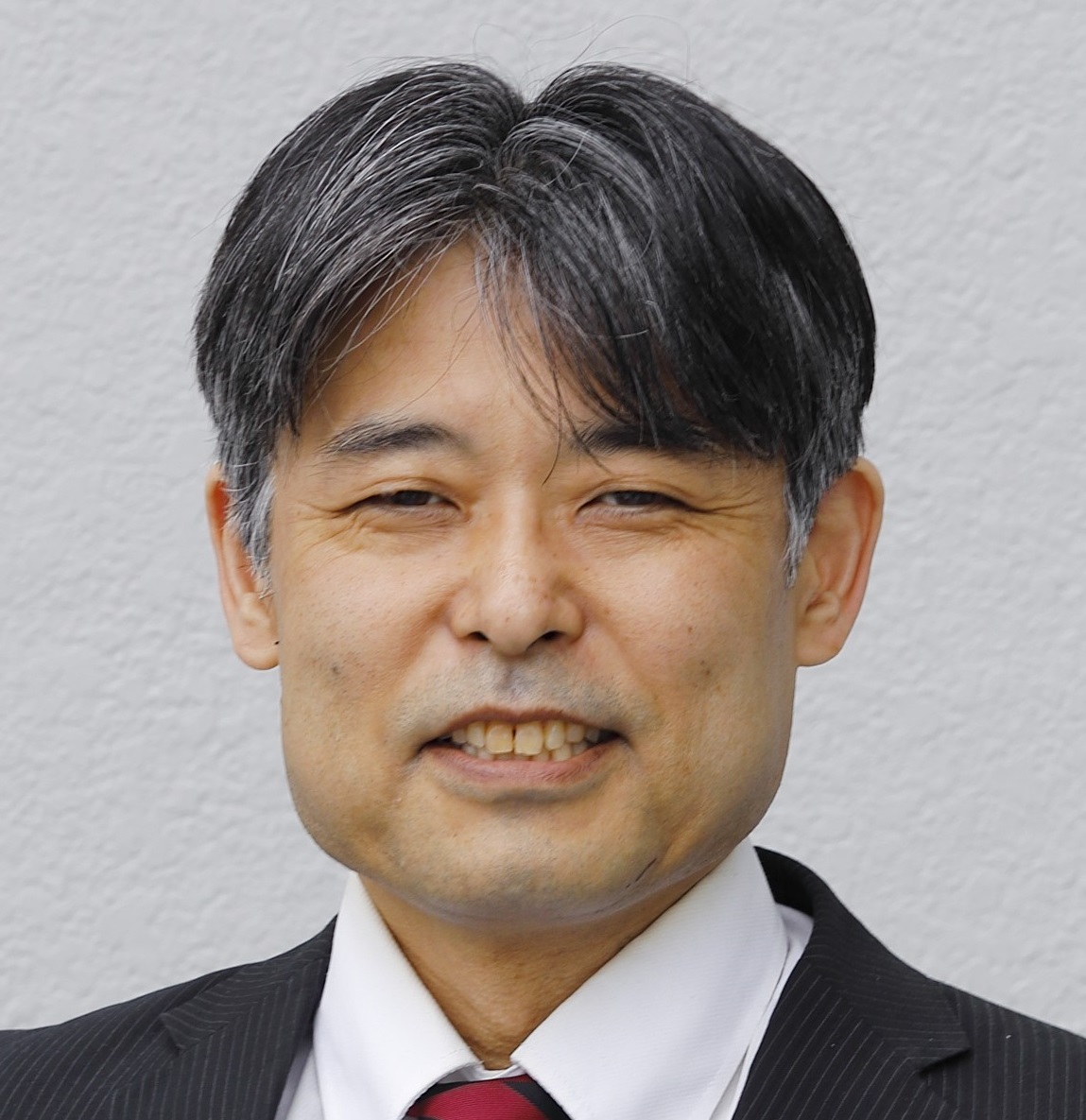 村岡 慶裕