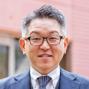 田山 淳