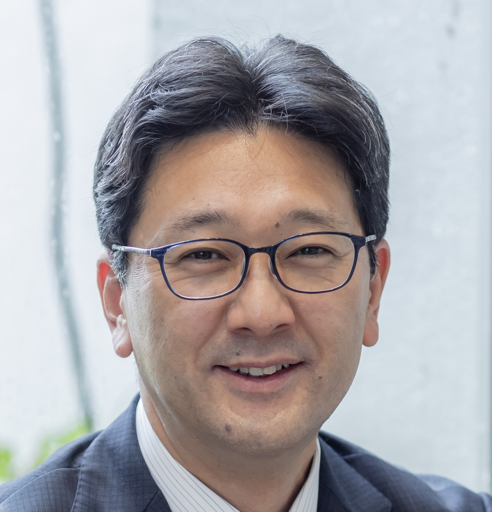 山田 和芳